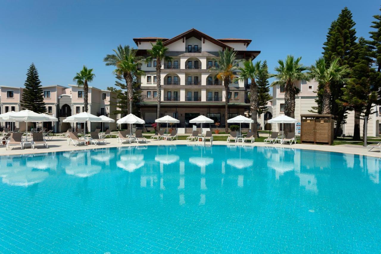 Hotel FUN&SUN Life Side Kızılot Exterior foto