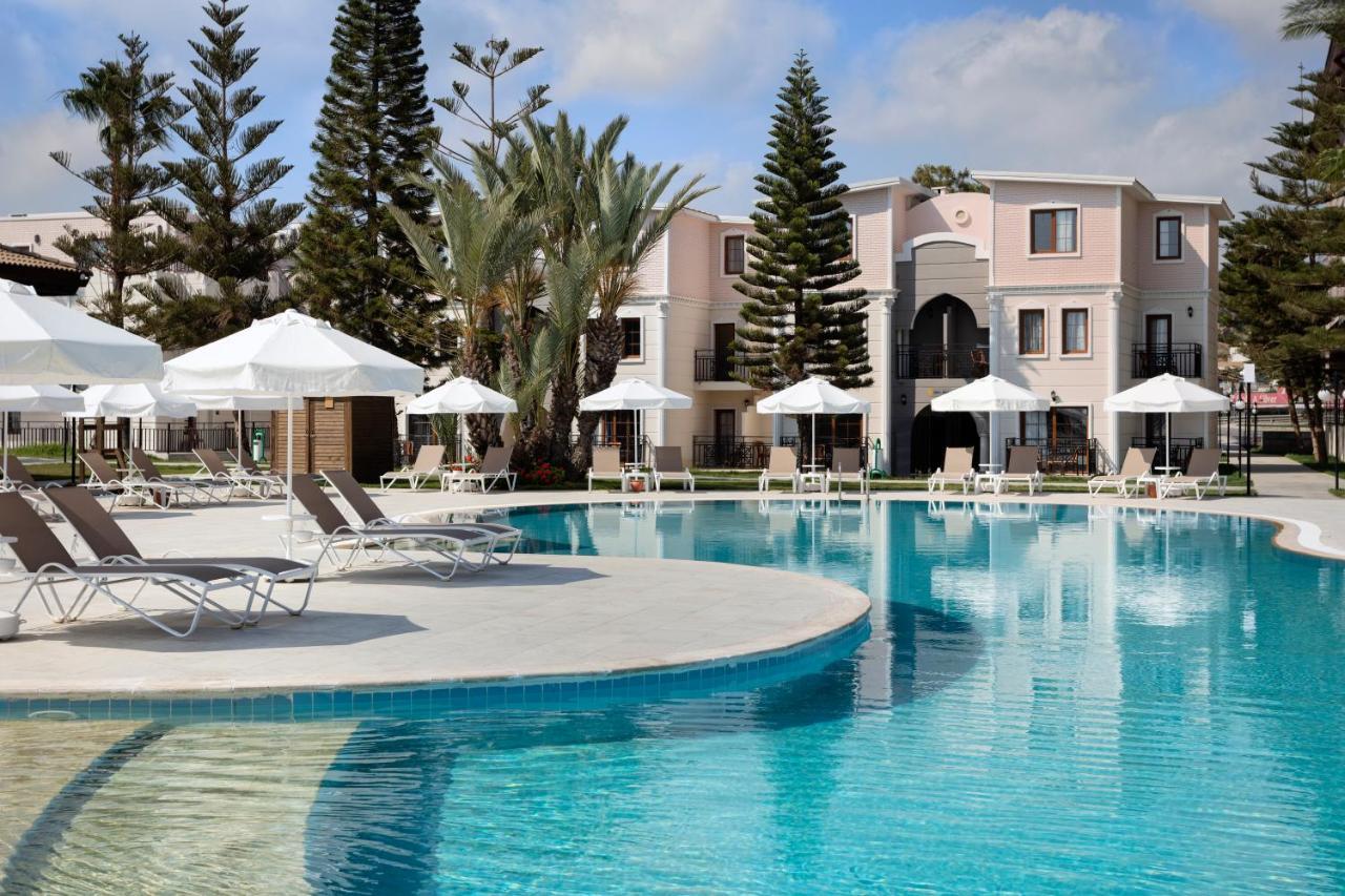 Hotel FUN&SUN Life Side Kızılot Exterior foto