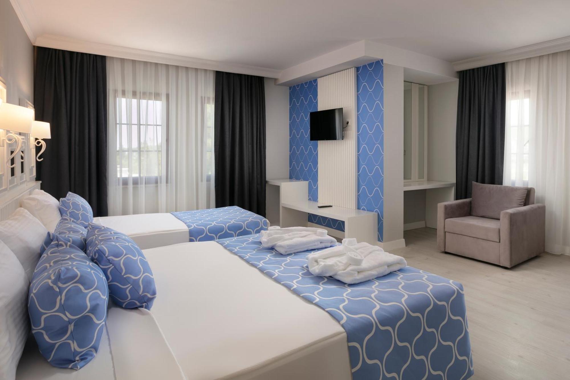 Hotel FUN&SUN Life Side Kızılot Zimmer foto